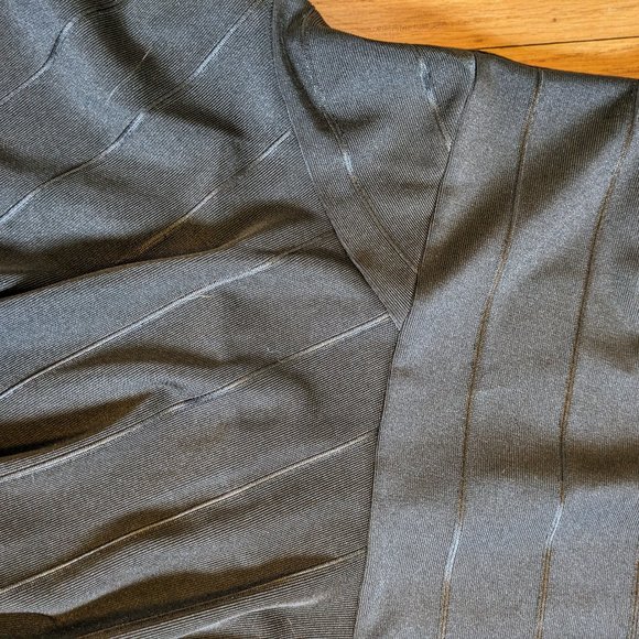 BCBGeneration black swing skirt - Picture 3 of 6